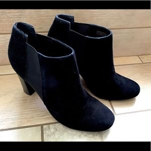 Trina Turk Suede & Calf Hair Black Booties Sz 6.5